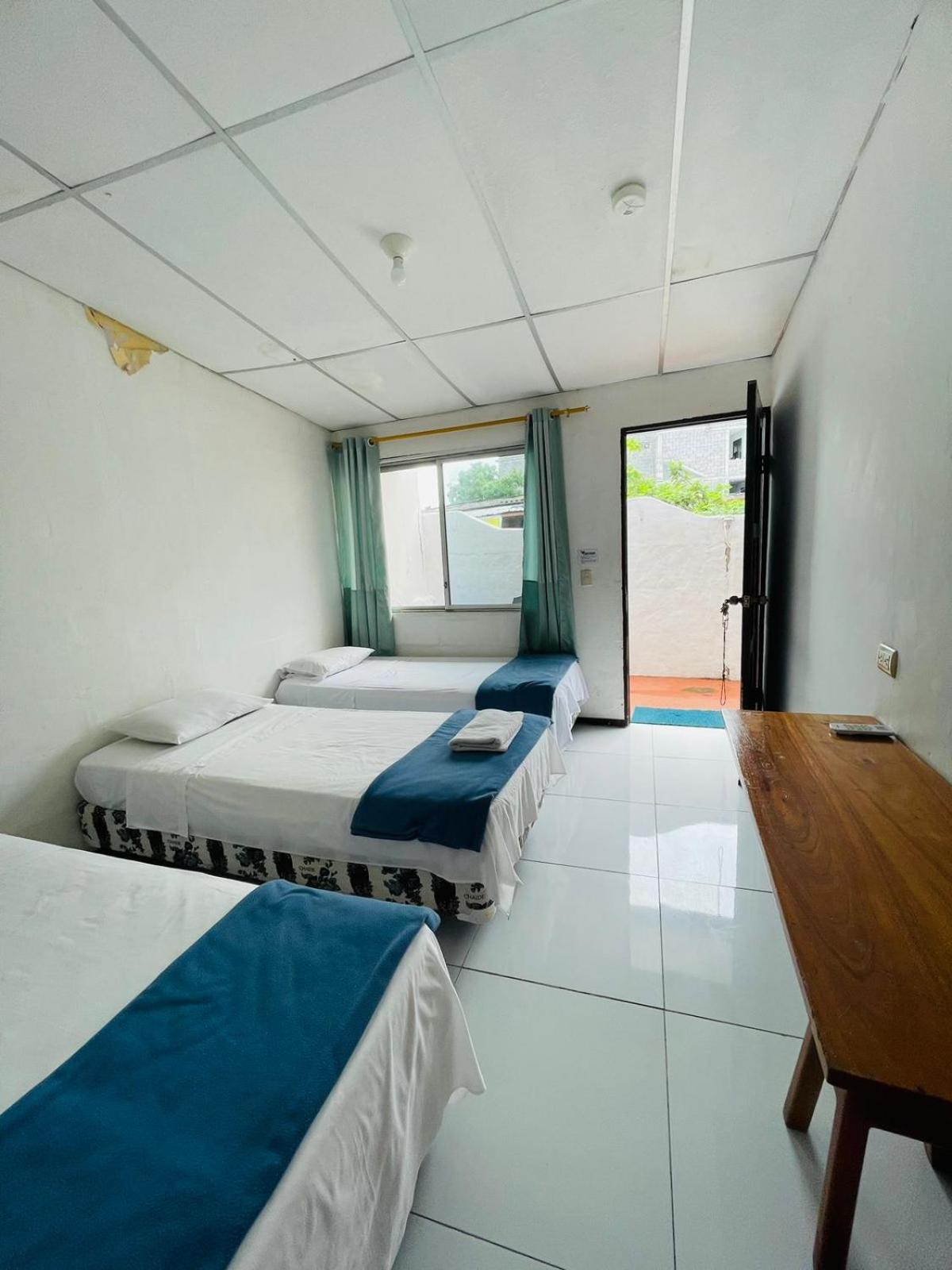 Hostal Darwin Puerto Ayora  Ngoại thất bức ảnh