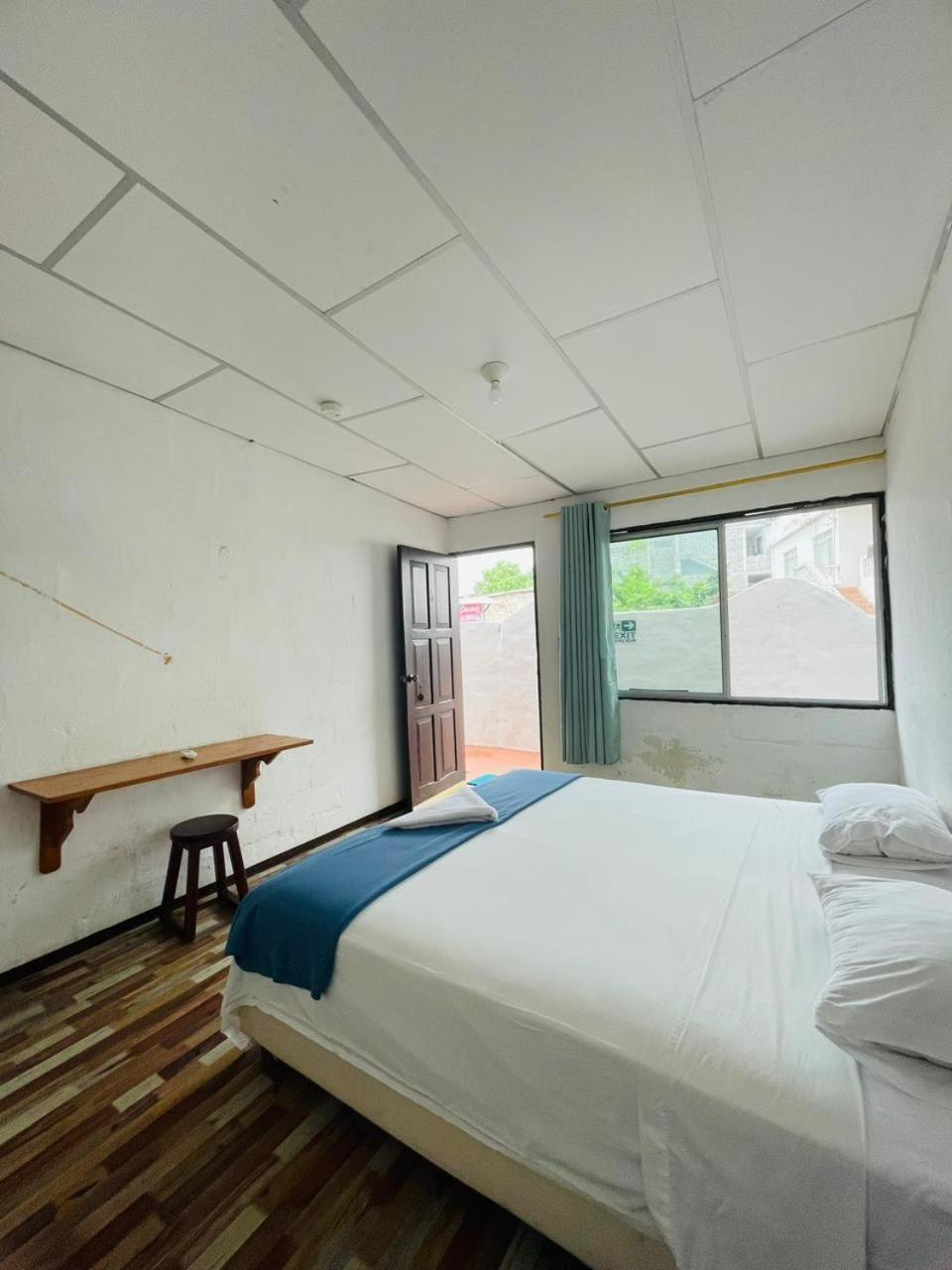 Hostal Darwin Puerto Ayora  Ngoại thất bức ảnh